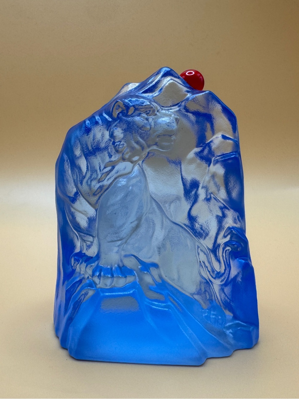 LIULI Zodiac Crystal Figurine Tiger Crystal sculpture